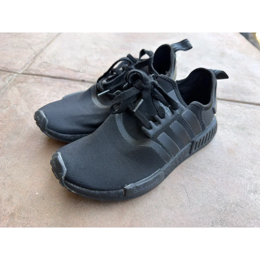 adidas NMD R1 Triple Black Men's Running Shoes Size 8 Black ART F99015